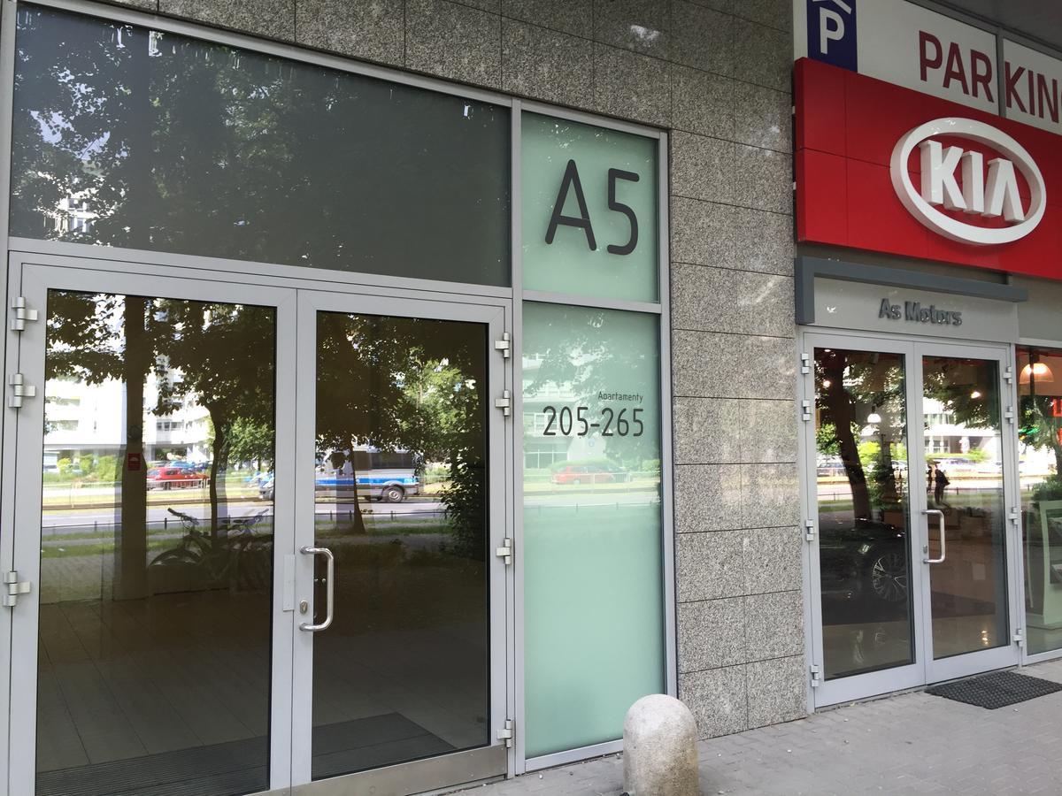 Apartament Triton Park Warszawa Zewnętrze zdjęcie